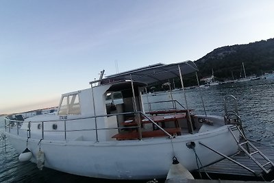 Touristenboot-Element Drage