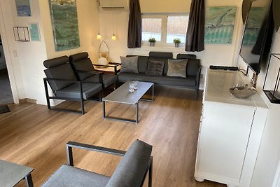 *****Luxury pool holiday home