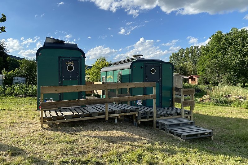 Glamping Mobil mit Terrasse