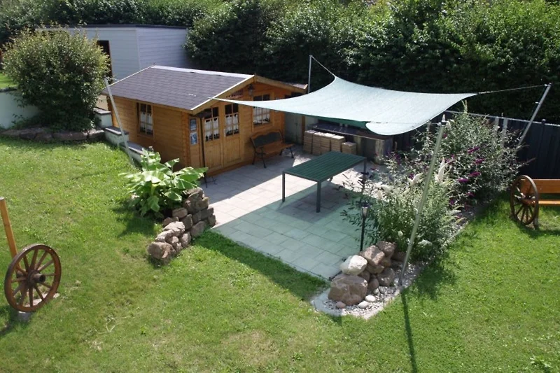 Saloon und Grillplatz