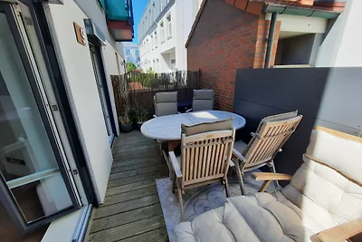 Lachmöwe by DeJu Norderney