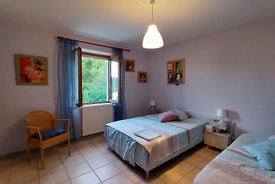 Freundliches Haus mit Pool