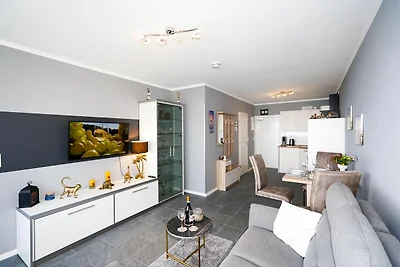 Panoramic Elegantes Meerblick-Apartment