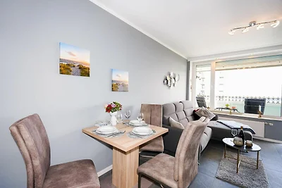 Panoramic Elegantes Meerblick-Apartment