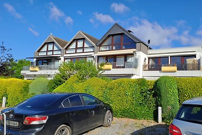 Appartement aan het strand met terras