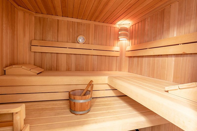 Nach einem langen Strandspaziergang können Sie sich in der hauseigenen Sauna erholen.