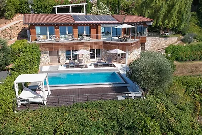 Villa Vela