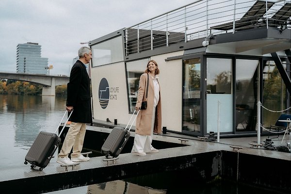 Hausboot Mettlach Bethingen