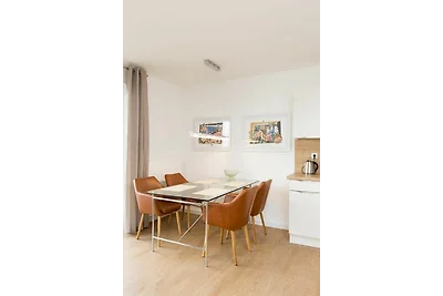 Eckapartment mit 2 Terrassen mit Parkplatz am...