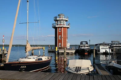 Eckapartment mit 2 Terrassen mit Parkplatz am...