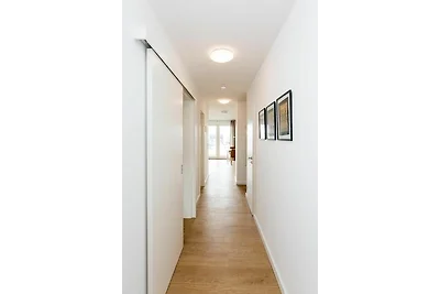 Eckapartment mit 2 Terrassen mit Parkplatz am...