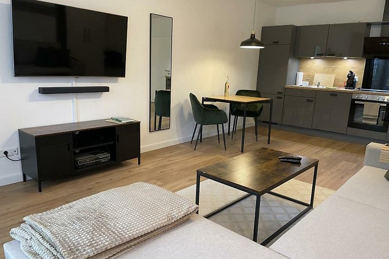 Apartment Heini im Harz - Deine Ferien - Smart-TV im Wohnbereich