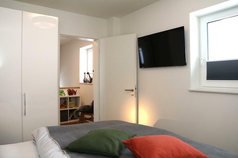 diemelblick acht - Deine Ferien - Schlafzimmer mit Smart-TV