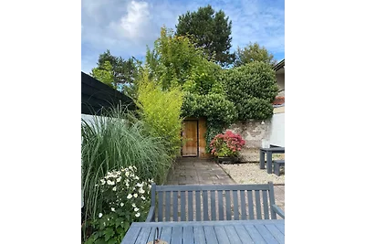 SALZ Ferienhaus, Garten & Parkplatz