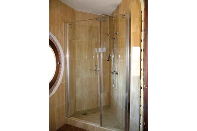 Haus 137 - Wohnung Oben