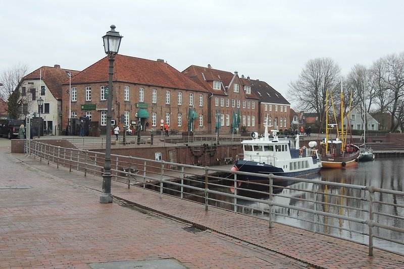 historischer Hafen Hooksiel