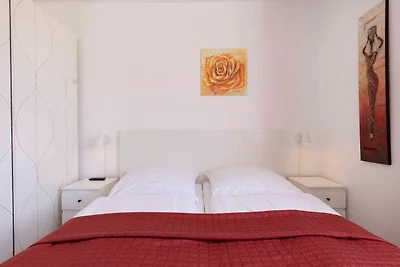 (STR123L) Ferienwohnung "Sarah"