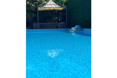 Wunderschöne Villa in Bardolino mit sehr großem Pool