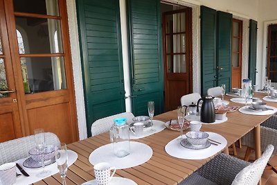 Wunderschöne Villa in Bardolino mit sehr großem Pool