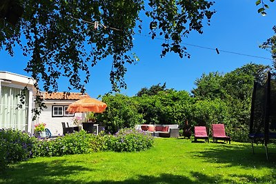 Mooi ruim familiehuis aan het water