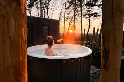De Strandhoed - Boshuys met hottub