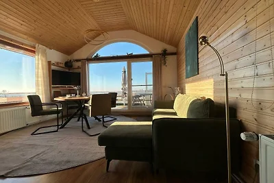 Das kleine rote Hochhaus