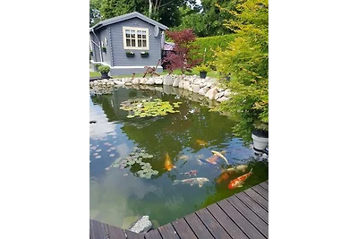 Haus am Teich