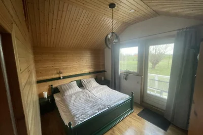 Das kleine rote Hochhaus