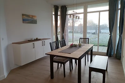 Modernes Ferienhaus im Hochmoor