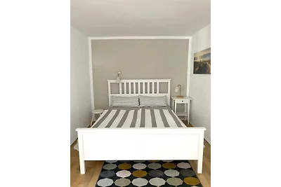 Moderne Fewo Schieke