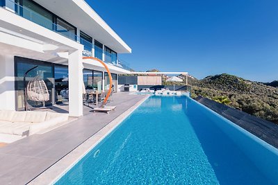 Villa di lusso ad Antalya-Kalkan per 8P