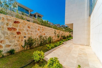 Neue Luxusvilla nähe Meer