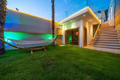 Stillvolle Moderne Luxus Villa