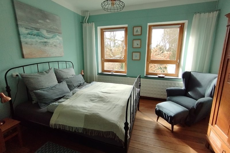 "grünes Zimmer" mit Doppelbett (160 x 200 cm)
