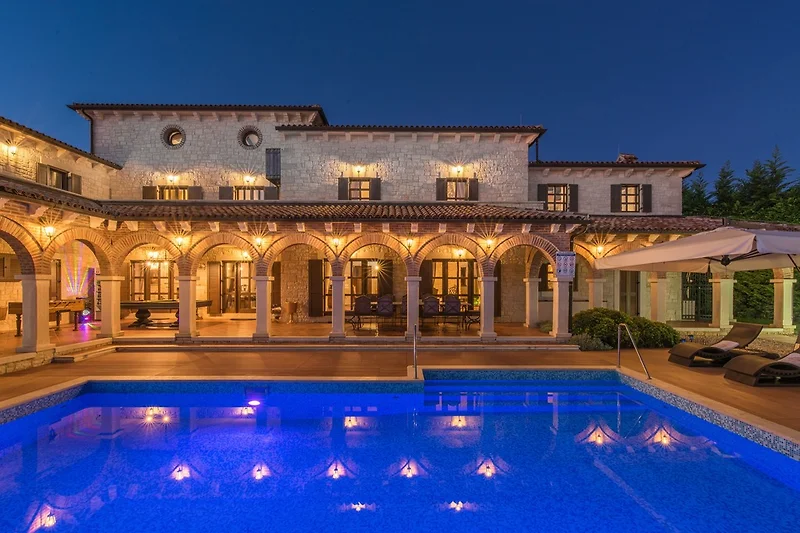 LUXE VILLA MET VERWARMD ZWEMBAD