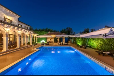 Villa Carolus-Luxurios Istrian Vila