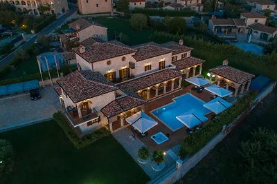 Villa Carolus-Luxurios Istrian Vila