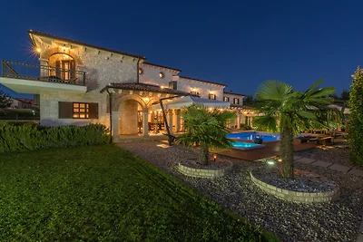 Villa Carolus-Luxurios Istrian Vila
