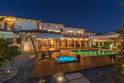 Villa Carolus-Luxurios Istrian Vila