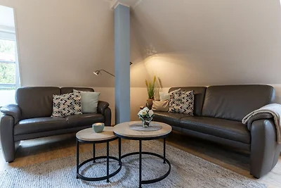 Huus Avelia Dachgeschoss-Ferienwohnung mit Ba...