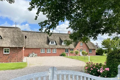 Luxuriöses Reetgedecktes Ferienhaus ⇒ mit Poo...