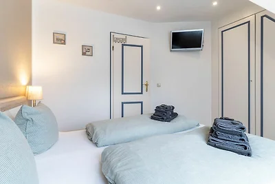 Huus Avelia Dachgeschoss-Ferienwohnung mit Ba...