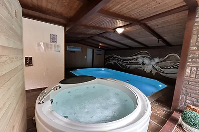 Ferienhaus mit Schwimmbad & Sauna