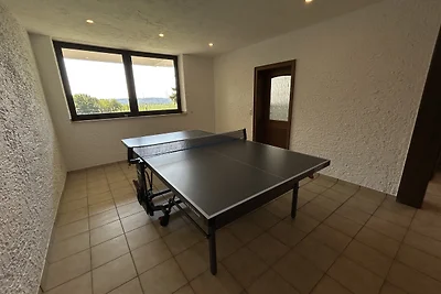 Villa mit Pool, Sauna, Weitblick