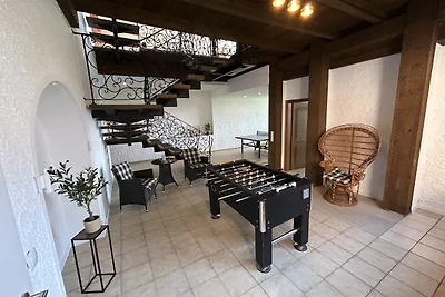 Villa mit Pool, Sauna, Weitblick