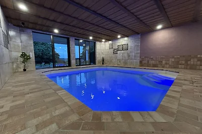 Villa mit Pool, Sauna, Weitblick