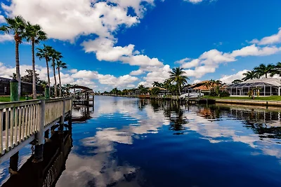 Villa Coral Cove