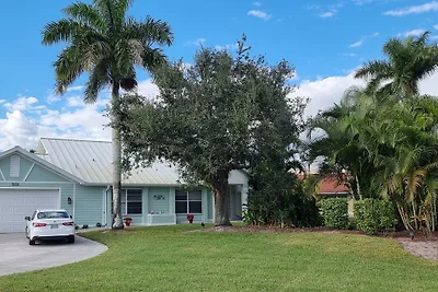 Villa Coral Cove
