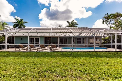 Villa Coral Cove