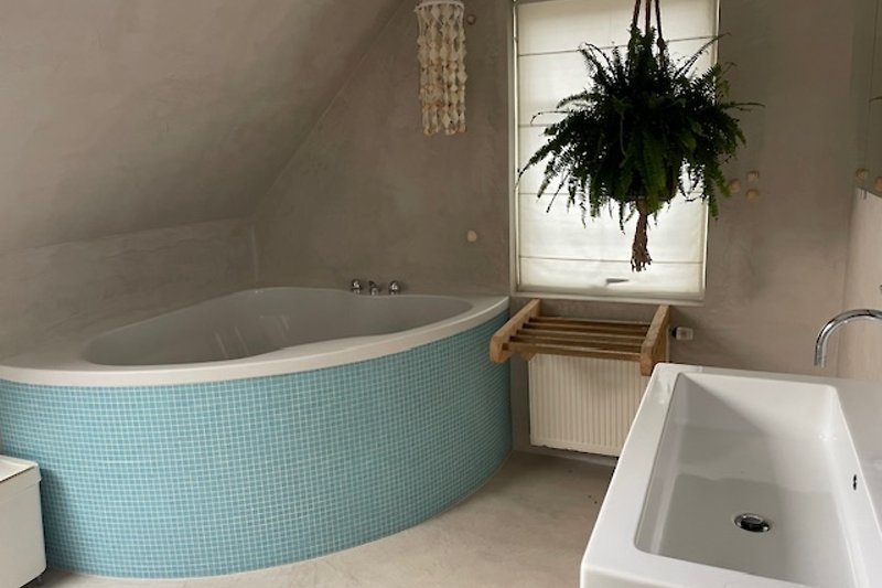 Badewanne, Pflanze, Badezimmer - Entspannung pur!
